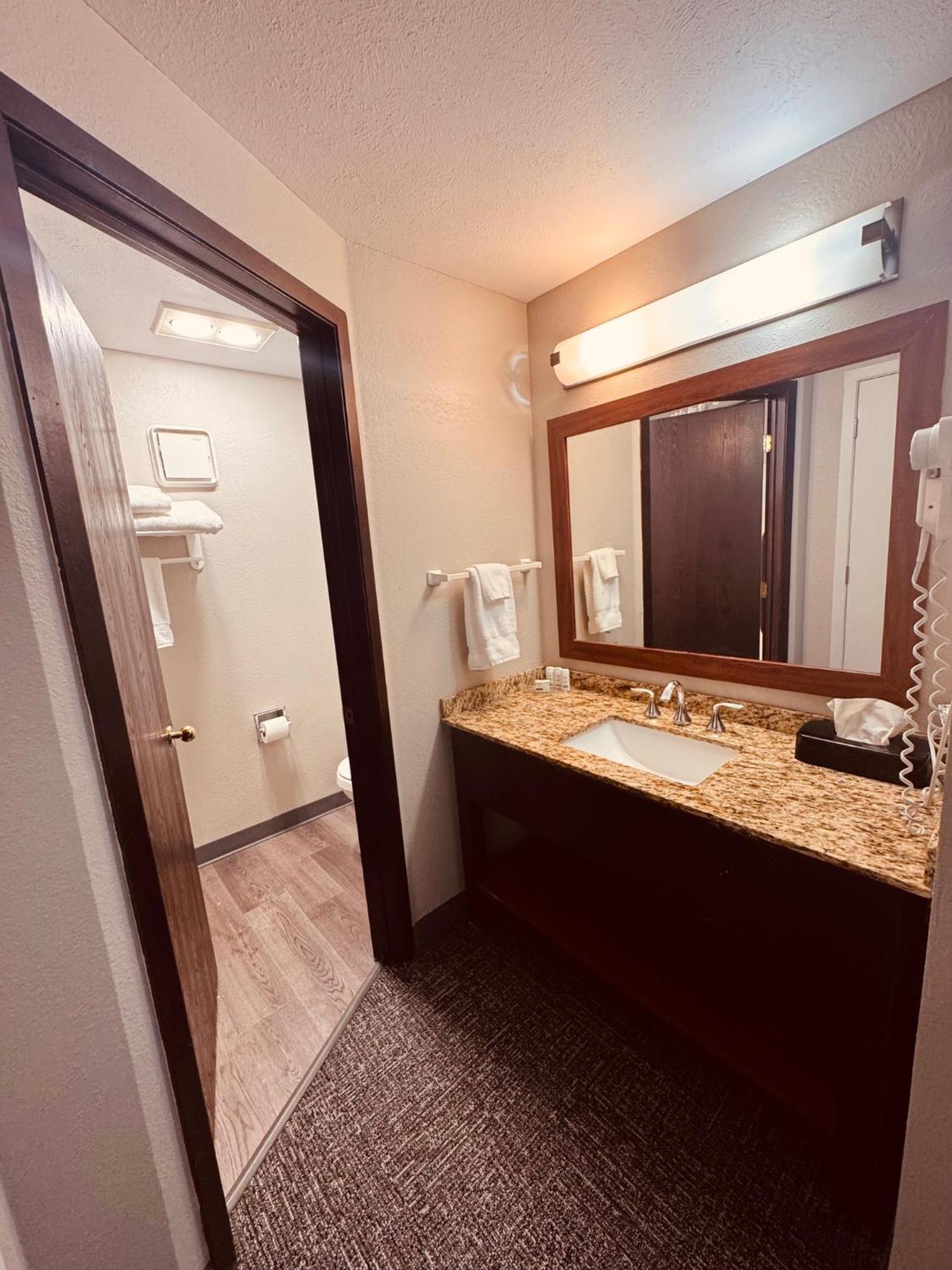 Wingate By Wyndham Anchorage Downtown - Ship Creek Ξενοδοχείο Εξωτερικό φωτογραφία
